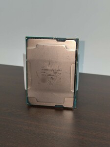 Intel Xeon Gold 6338 CPU LGA4189 Ice Leak Xeon SP 3世代 サーバー ワークステーション パソコン パーツ 高耐久