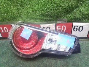 ★単品仕入れ商品★ トヨタ 86 DBA-ZN6 純正 左 テール ランプ ストップランプ LED コイト 220-60084 ユニットのみ 水侵入跡有り