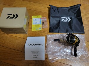 1円スタート！　ダイワ DAIWA 23レガリス LT 2500S-XH スピニングリール 中古美品