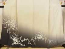 平和屋-こころ店■訪問着　総刺繍　草花文　暈し染め　金糸　着丈163cm　裄丈68.5cm　正絹　逸品　A-ta6400_画像4