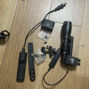 surefire ライト ウェポンライト　マウント　trex arms Haley strategic 