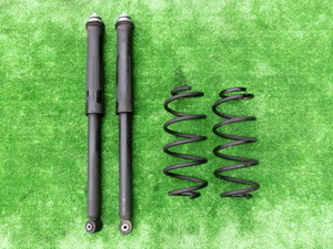 NHP10 アクア リアショックアブソーバーコイルスプリング 左右set 参考48530-52G60 / 48231-52F90