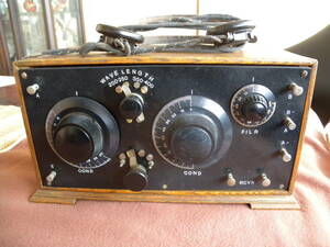河喜多研究所B―１０型受信機そっくりの古典ラジオ動作品