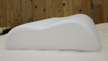 新品 現品限り ラテックス100％ 枕 カバー2種類付き　ピロー　バンブーカバー付き 天然ラテックス枕 高反発 マレーシア製_画像5