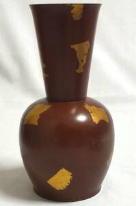 Y19. unused * made of metal. vase 