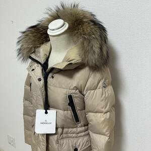 【破格】【最安値】MONCLER モンクレール　フラゴン　FRAGON ダウンジャケット　ファー　ベージュ　00