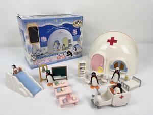 PINGU　ピングーの病院　ピングーワールドコレクション　欠品有　付属以外の人形小物付き　中古　現状品　ジャンク　返品不可　ミニチュア