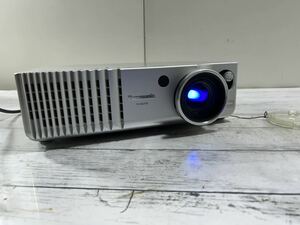 23D11-12N：中古現状品『Panasonic パナソニック 液晶プロジェクター TH-AE700』