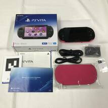 gb8048 送料無料！ジャンク品 PSVITA PCH-2000 バリューパック ピンク/ブラック 64GBメモリー付き_画像2