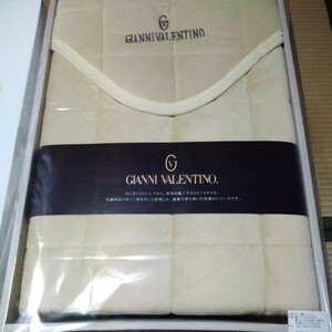 敷パッド　Gianni Valentino 100×205cm　寝具　未使用　