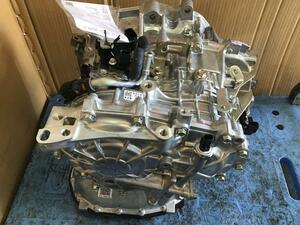 タント 5BA-LA650S オートマチックミッションASSY カスタムX W25 30400-B2A00