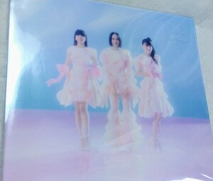 Flow ［CD+Blu-ray Disc+スペシャルグッズ］＜初回限定盤A＞Perfume