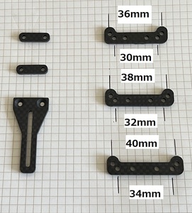 ダイレクトサーボホーン(CFRP製) ピロボール取付間隔3種類のプレート30㎜36㎜・32㎜38㎜・34㎜40㎜ スペーサープレート2枚 YD-2 Mシャーシ