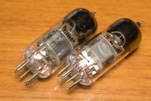 REFRECTOR リフレクター 6J38P 6Ж38П 1969～71年ソ連製 2本セット（6BH6 / 6CF6 / 互換？類似？）FX-AUDIO- TUBE-04J に　ウクライナ支援