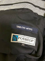 タブロイドニュースTABLOID NEWS セットアップスーツ 背中と袖に通気のジッパー付のデザイン！rotator(丸井)Mサイズ_画像7