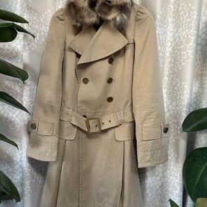 感謝価格 希少限定品Burberry Blue label36プリーツトレンチ フォックス取外可能、クリーニング済み