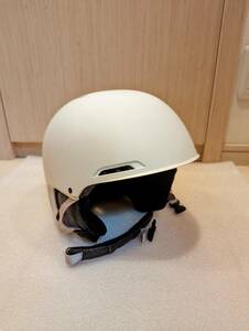 【送料無料】GIRO BATTLE S340 ヘルメット スノーボード 白 Lサイズ 59-62.5cm 