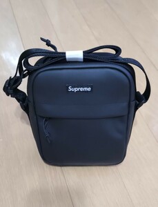 ⑥格安スタート　23FW Supreme Leather Shoulder Bag BLACK