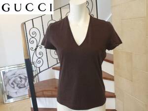 美品 グッチ（GUCCI）★ vネック　半袖　Tシャツ　S相当