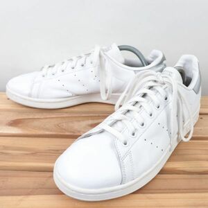 z8284 アディダス スタンスミス US9 1/2 27.5cm/白 ホワイト 銀 シルバー adidas STAN SMITH メンズ スニーカー 中古