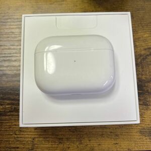 Apple AirPods Pro 第2世代　充電ケース アップル