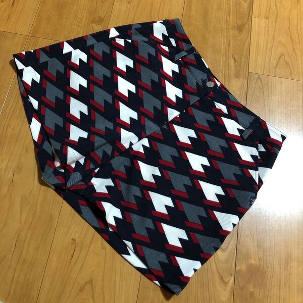 アダバット adabat ゴルフ ショート パンツ 柄物 サイズ36 M程度