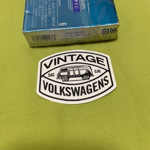 Vintage Volkswagens　ロゴステッカー　外貼り　タイプ２　T1バス　空冷　VWBUS VW フォルクスワーゲン