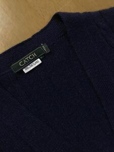 CATCH クリケット㈱日本製 キャッチDIV シェットランド毛100％　紺ケーブル編み/胡桃釦ニットベスト