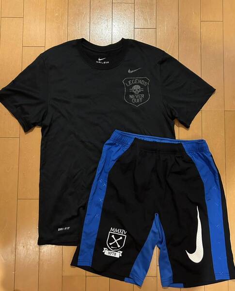 上下 ナイキNIKE ドクロTシャツ黒M NFTB ハーフパンツ青 S サッカー フットサル