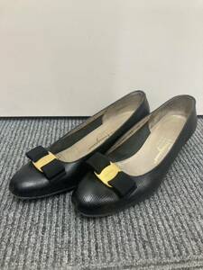 11-051サルヴァトーレ・フェラガモ Salvatore Ferragamo パンプス リボン 黒 ブラック 7 ハーフ