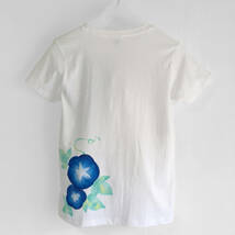 レディース Tシャツ Mサイズ 白 アサガオ柄Tシャツ 朝街の花手描きTシャツ_画像3