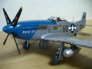 完成品　1/48　P-51D マスタング