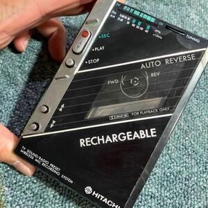 LT112406 HITACHI CP-M5 TV AM FM cassette player *