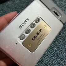 LT112408 SONY WALKMAN ★ WM-EX808 ポータブルカセットプレーヤー ソニー ウォークマン カセットウォークマン ★_画像1