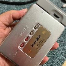 LT112408 SONY WALKMAN ★ WM-EX808 ポータブルカセットプレーヤー ソニー ウォークマン カセットウォークマン ★_画像8