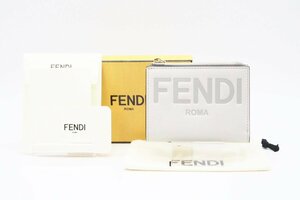 ☆安心の３大保証☆ Aランク ≪FENDI フェンディ/二つ折り財布≫ 8M0447 FENDI ROMA ライトグレー 極美品 レディース財布 未使用品 送料込