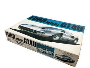 旧バンダイ1/16フォードGT40プラモデルです。