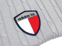 極美品 adidas GOLF アディダスゴルフ ケーブル編み チルデン ロゴワッペン Vネック ニットセーター グレー O(XL) メンズ_画像5