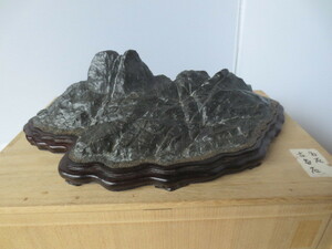 [.] old . stone mountains scenery stone purple . pedestal suiseki st era stone width 27.5 centimeter 18nov1