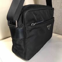 Z1011/14【1円〜】PRADA プラダ ショルダーバッグ メッセンジャー ナイロン ブラック 正規品_画像2