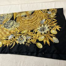 F208-H11-1552◎ HERMES エルメス PASSIFLORES 100%SILK シルク スカーフ ファション小物 服飾小物 縦約88cm 横約88cm_画像6