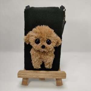 -nyamu-　トイプードルのスマホポーチ　スマホケース　iPhone　犬　ハンドメイド　バッグ　かばん