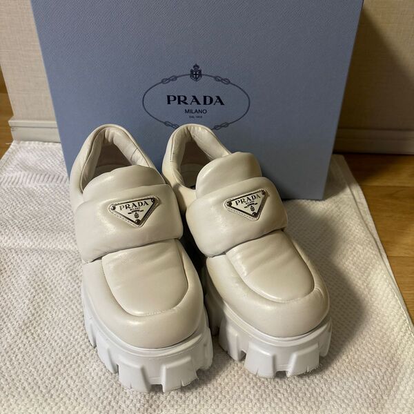 レア!PRADA ソフト パデッドナッパレザー ローファー 35.5