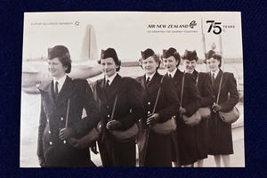 AIR NEW ZEALAND ニュージーランド航空 75周年記念 ポストカード 絵はがき 初代CA