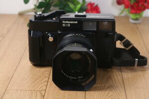 【FUJICA GW690 Professional 6×9】フィルムカメラ　EBCFUJINON 1：3.5 f=90mm　現状!!　管Z7512