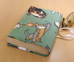 33 B hand made library book@② book cover reading house book@ liking deep green deep green retro manner knitting wool cat .. cat cat cat present present 