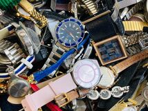 kmn03▼腕時計 メンズ レディース ウォッチ 5㎏以上大量おまとめ 未稼働 ジャンク時計▼_画像5