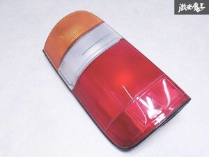 トヨタ 純正 100系 ハイエース バン 後期 ハロゲン テール レンズ テール ランプ 左 左側 助手席側 TOYOTA 26-29 即納 棚P-3