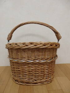 F6-5.11) bicycle basket basket cane basket? cycling front basket approximately 34×24