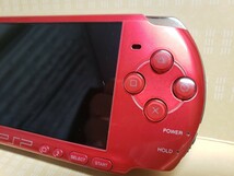 【動作品難あり】 PSP 3000 本体 アダプター付き 赤 レッド _画像2